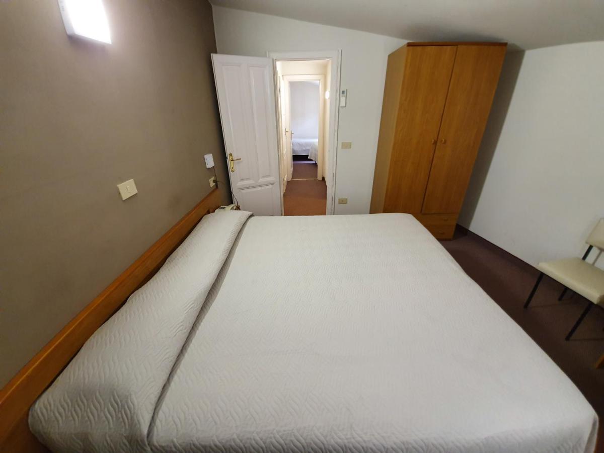 Hotel Giovanna モンテカティーニ・テルメ エクステリア 写真
